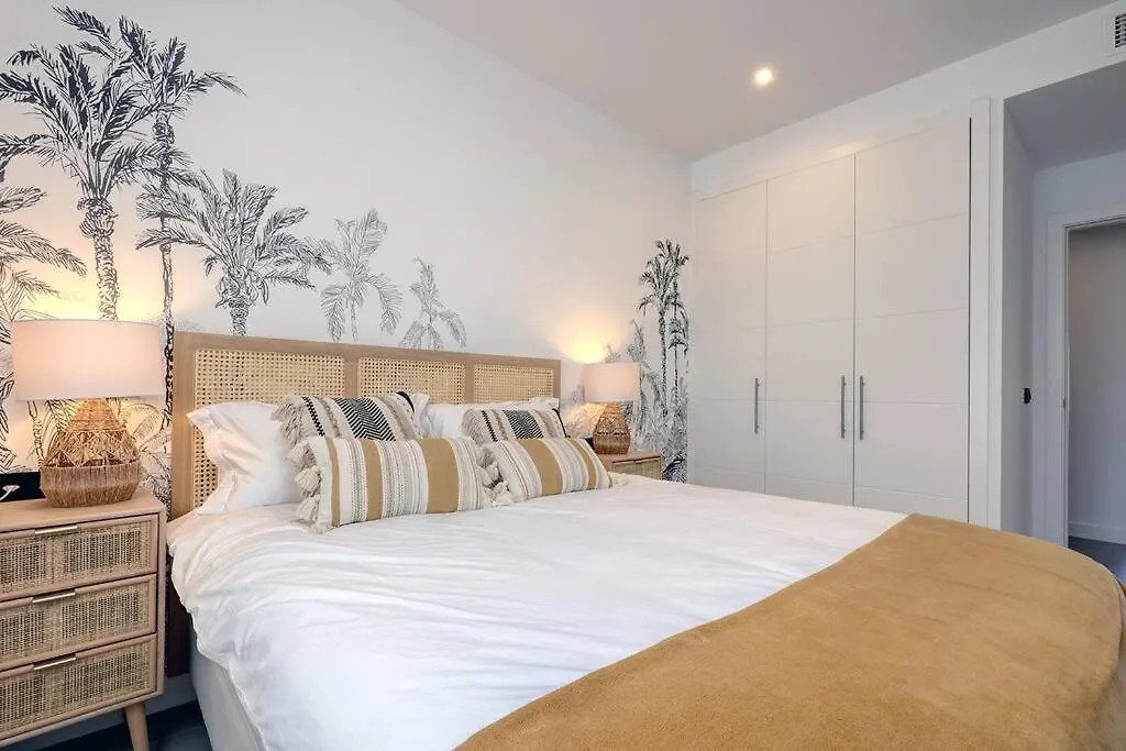 3 Bedroom Ground Floor Apartment @ Estepona Hills! Španělsko